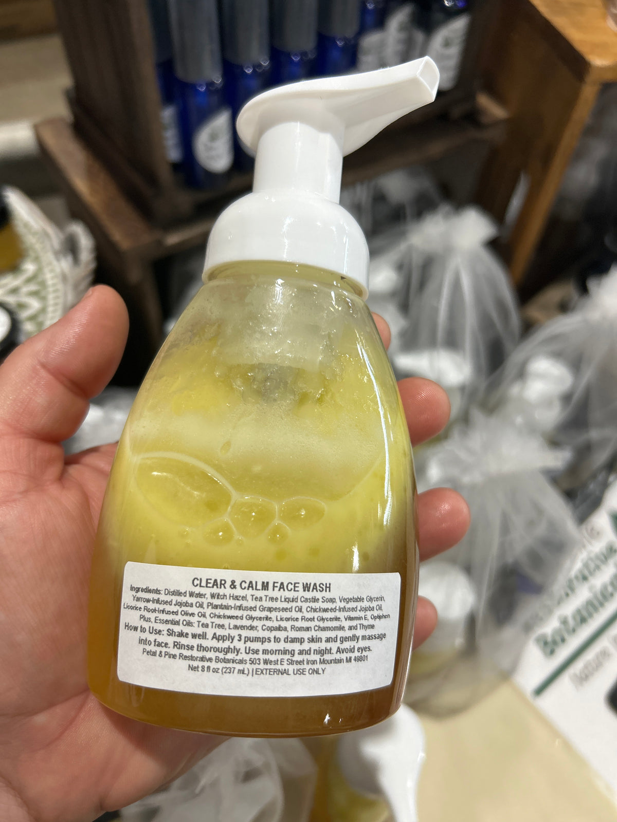 Clear & Calm Face Wash (Blemish-prone Skin)