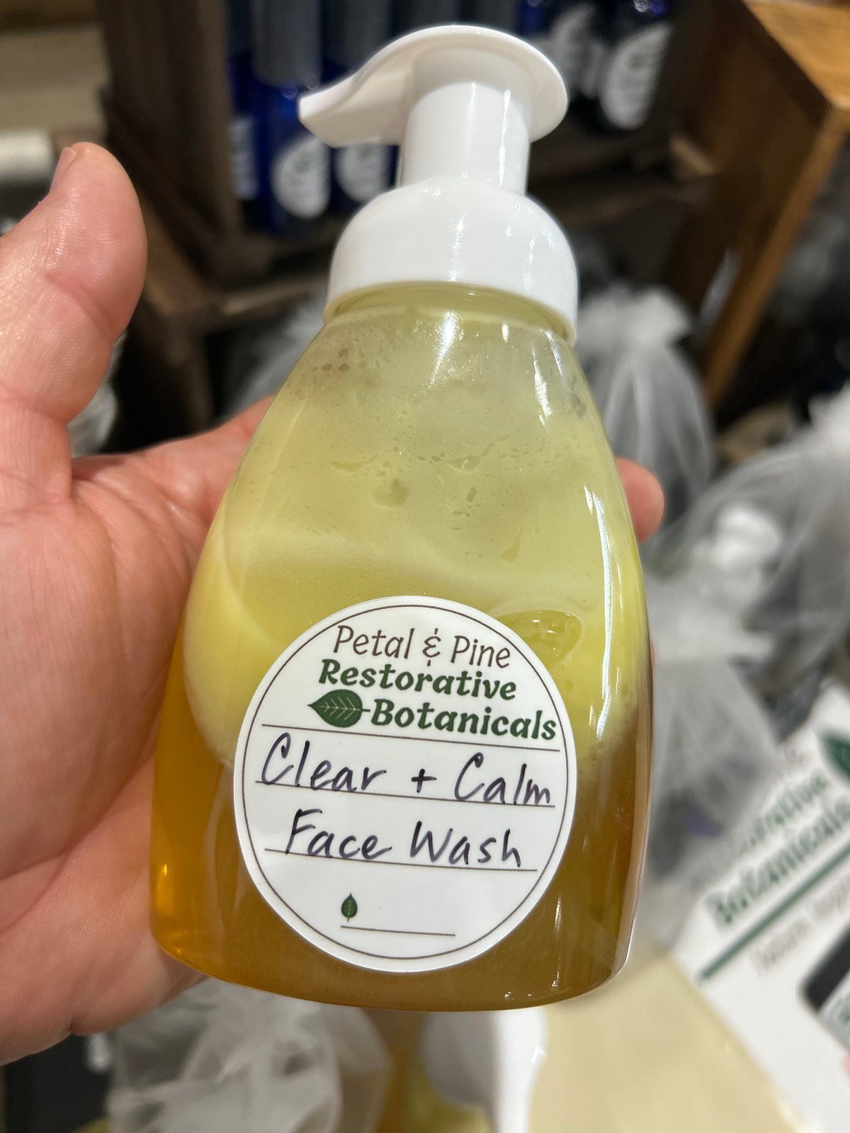 Clear & Calm Face Wash (Blemish-prone Skin)