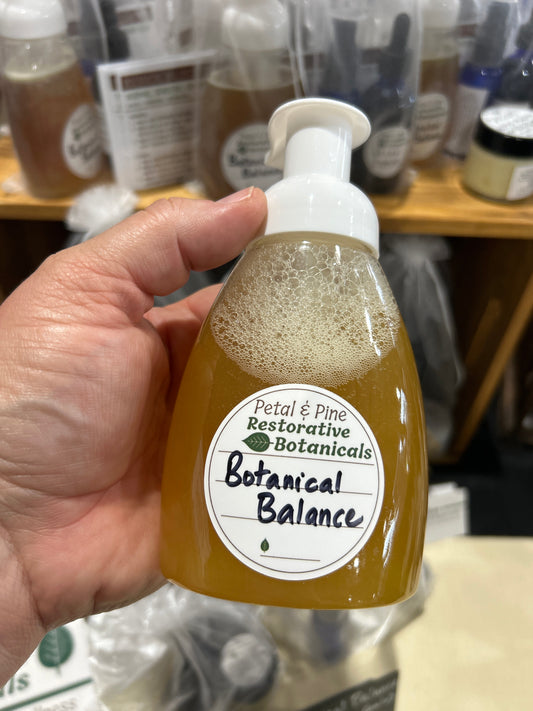 Botanical Balance Face Wash (Normal, Sensitive, Combo Skin)
